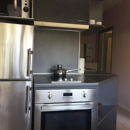 Апартамент Слатинска Apartamento Sofía